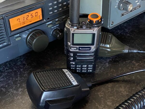 Handheld Radios - Image 2